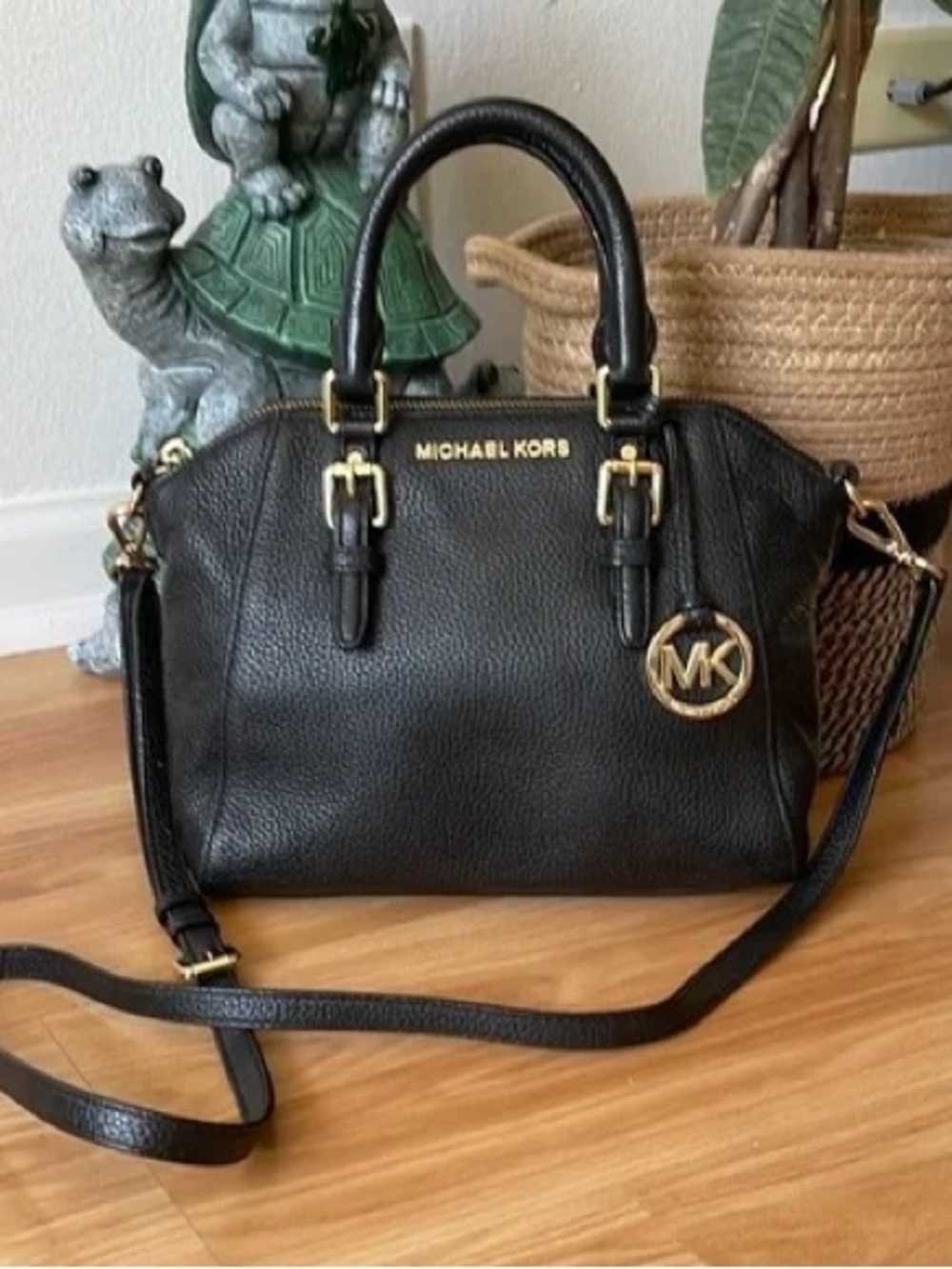 Michael Kors Black Saffiano Leather Strap - Picture 7 of 7